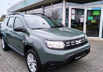 Dacia Duster 17.827 km 15.999 &euro; Neubrandenburg 17036