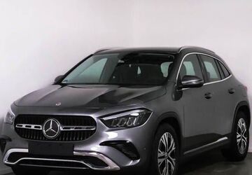 Mercedes-Benz GLA 180 13.400 km 36.490 &euro; Stavenhagen 17153