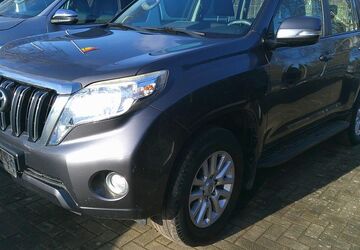 Toyota Land Cruiser 326.000 km 23.900 &euro; Neddemin 17039