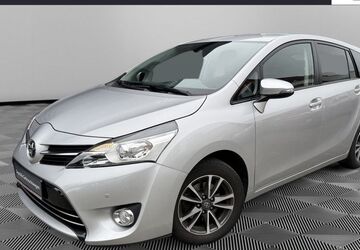Toyota Verso 144.950 km 11.900 &euro; Neubrandenburg 17034