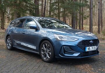 Ford Focus 17.200 km 24.300 &euro; Neubrandenburg 17033