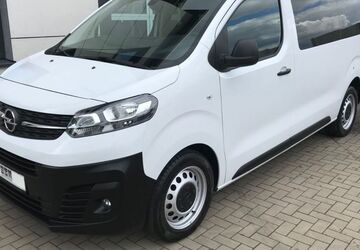 Opel Vivaro 39.000 km 27.950 &euro; Trollenhagen 17039