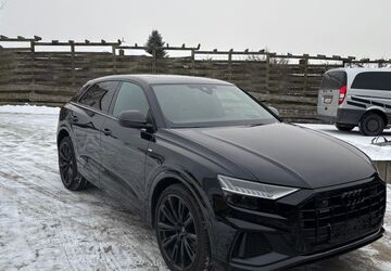 Audi Q8 5.950 km 76.000 &euro; Neustrelitz 17235