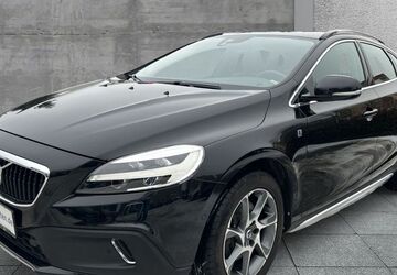Volvo V40 Cross Country 128.100 km 14.990 &euro; Neubrandenburg 17033
