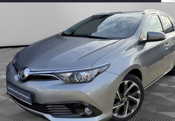 Toyota Auris Touring Sports 74.950 km 13.280 &euro; Neubrandenburg 17034