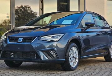Seat Ibiza 9.900 km 21.400 &euro; Altentreptow 17087