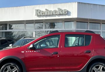 Dacia Sandero 30.487 km 13.990 &euro; Neubrandenburg 17036