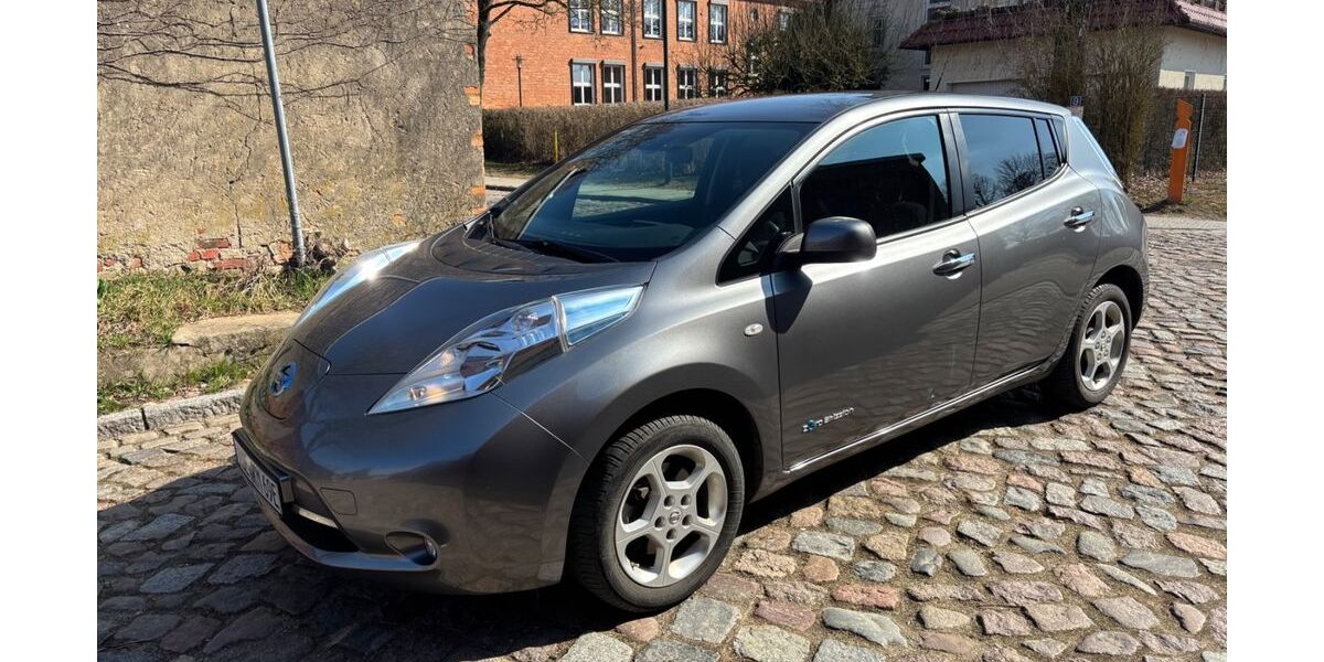 Nissan Leaf 55.648 km 8.393 &euro; Woldegk an der A20 17348
