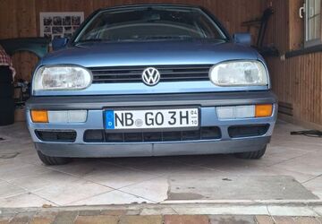 VW Golf 139.000 km 4.200 &euro; Neverin 17039