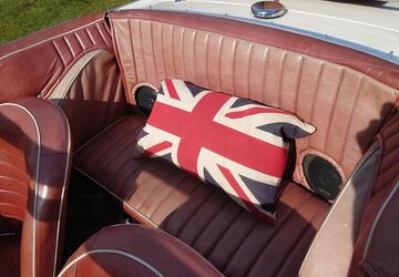 Triumph TR4 99.999 km 25.000 &euro; Staven 17039