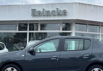 Dacia Sandero 28.363 km 10.890 &euro; Neubrandenburg 17036