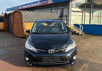 Toyota Verso 203.200 km 5.950 &euro; Neustrelitz 17235