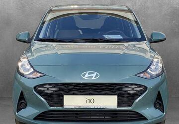 Hyundai i10 3.990 km 16.987 &euro; Stavenhagen 17153