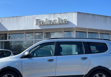 Dacia Lodgy 61.611 km 16.990 &euro; Neubrandenburg 17036