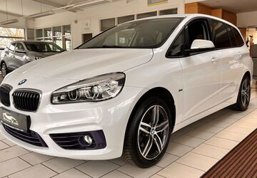 BMW 218 122.037 km 13.990 &euro; Stavenhagen 17153