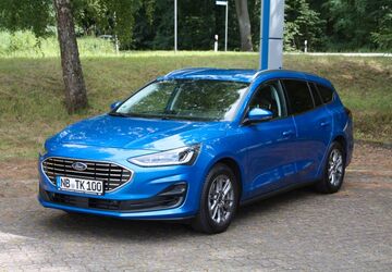 Ford Focus 17.430 km 23.500 &euro; Neubrandenburg 17033