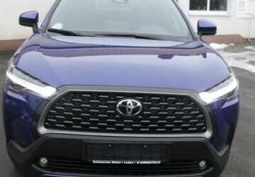 Toyota Corolla Cross 3.350 km 30.990 &euro; Gnevkow 17089