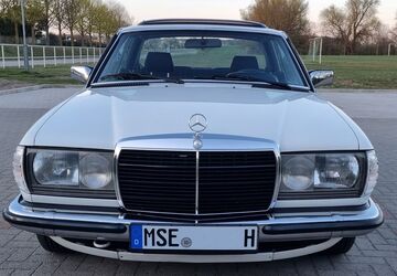 Mercedes-Benz E 230 89.000 km 19.700 &euro; Neverin 17039