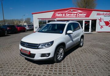 VW Tiguan 77.370 km 14.870 &euro; Altentreptow 17087