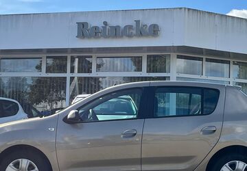 Dacia Sandero 68.392 km 11.990 &euro; Neubrandenburg 17036