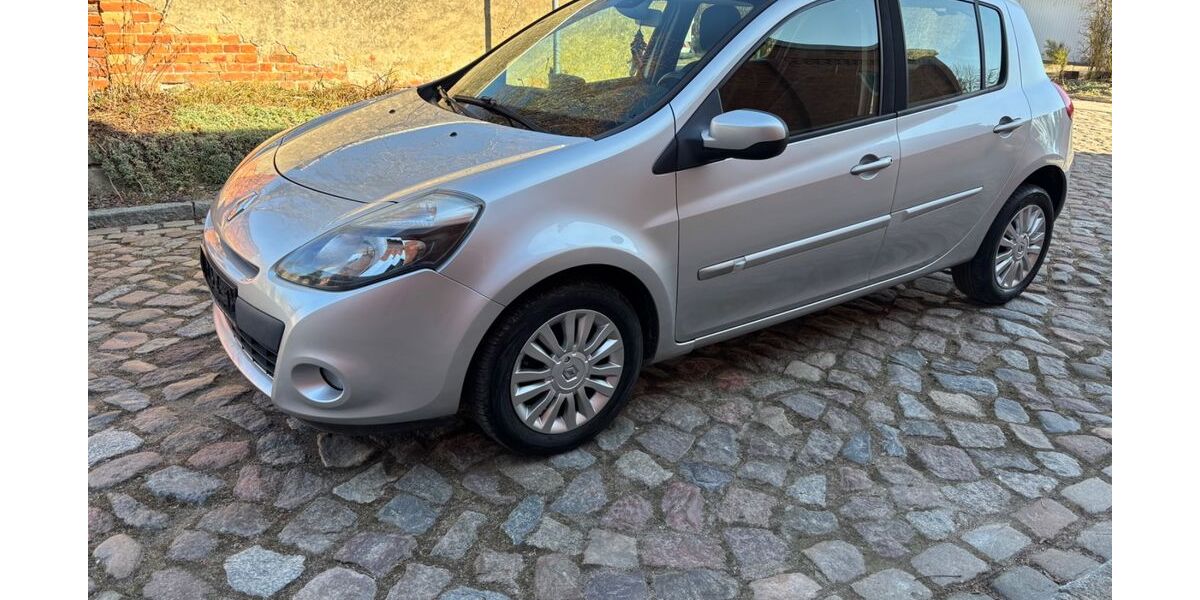 Renault Clio 129.499 km 4.970 &euro; Woldegk an der A20 17348